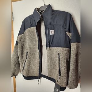 **NWT Under Armour coat. Size Medium